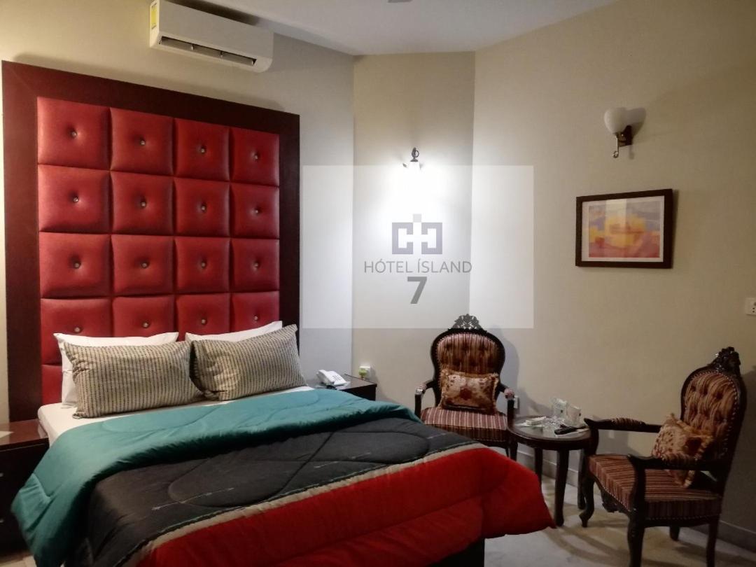 Hotel 7Island Karachi Eksteriør bilde