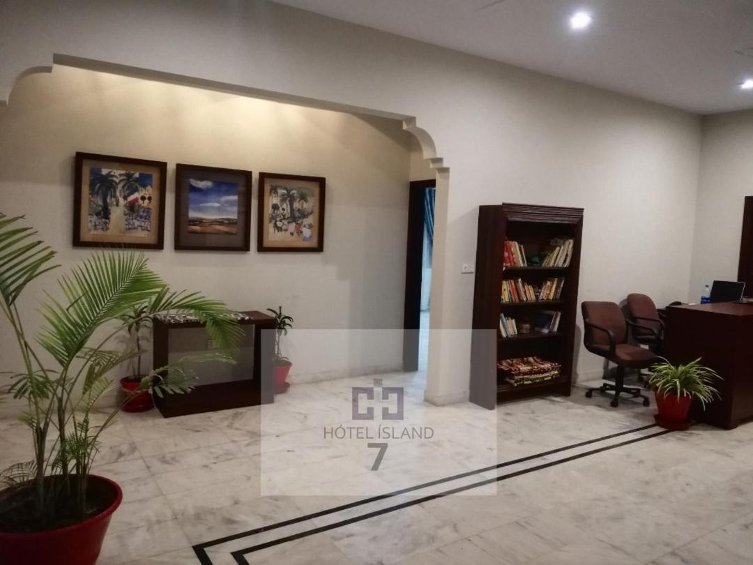 Hotel 7Island Karachi Eksteriør bilde