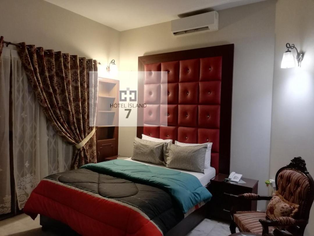 Hotel 7Island Karachi Eksteriør bilde