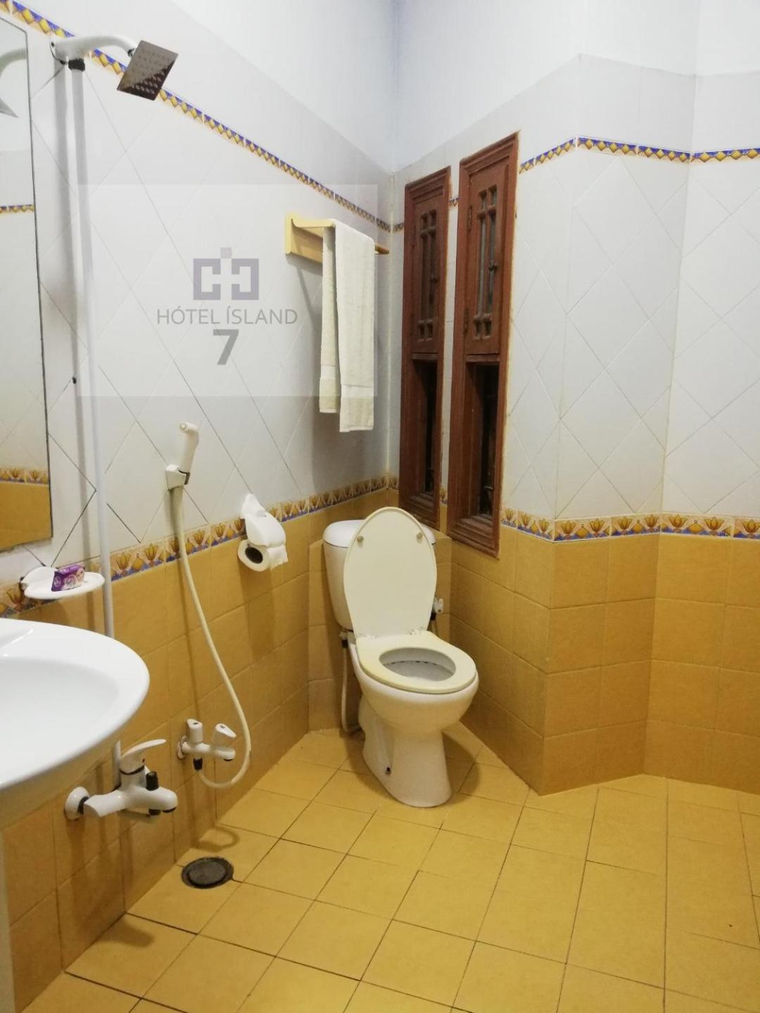 Hotel 7Island Karachi Eksteriør bilde